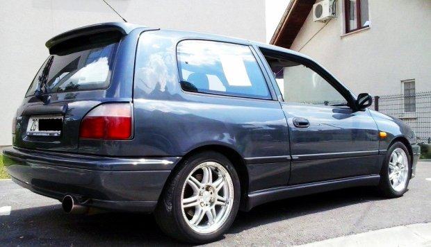 Nissan sunny gti