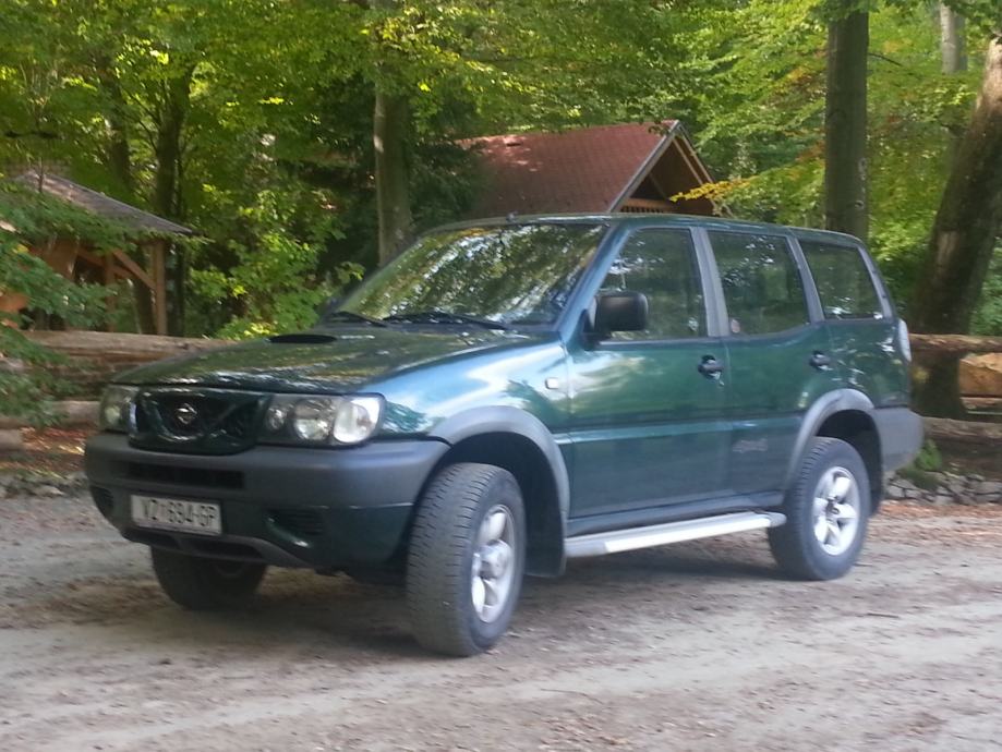 Nissan terrano 2001