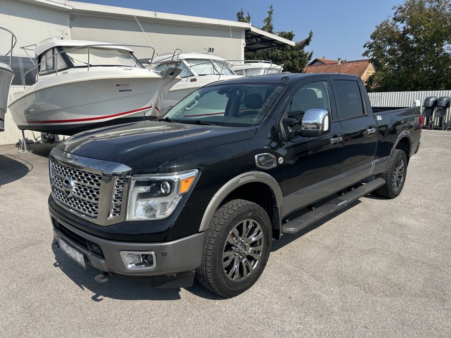 Nissan Titan XD CUMMINS DIESEL