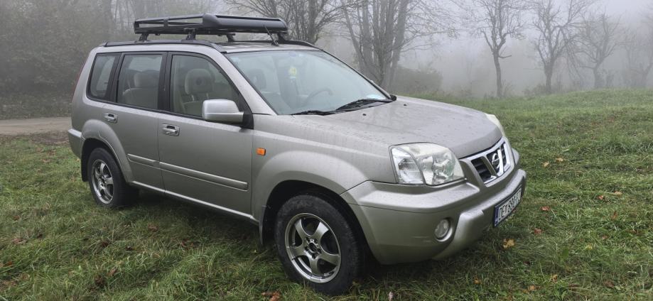 Nissan X-Trail 2,2 TDi