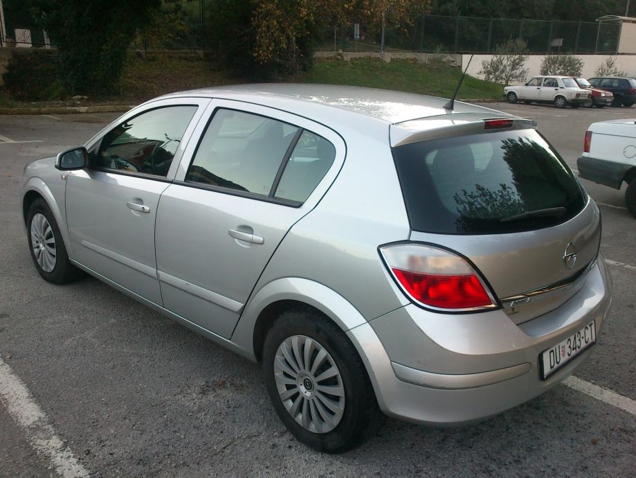 Opel astra h1