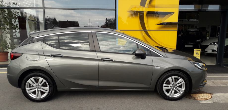 Opel Astra 1.6 CDTI JAHRESWAGEN, 2018 god.