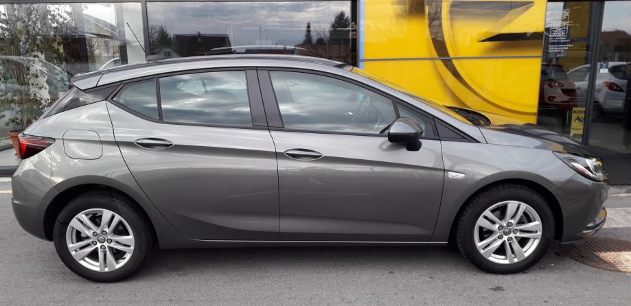 Opel Astra 1.6 CDTI JAHRESWAGEN, 2018 god.