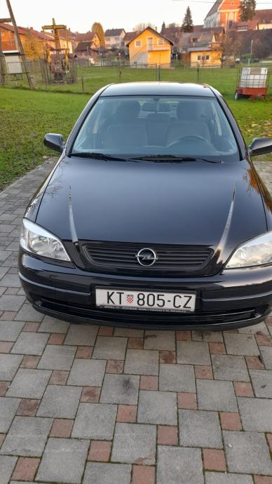 Opel Astra Cdti Prvi Vlasnik Km Klima Ljetne I Zimsk