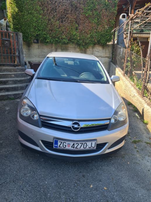 Opel Astra GTC 1,7 CDTI