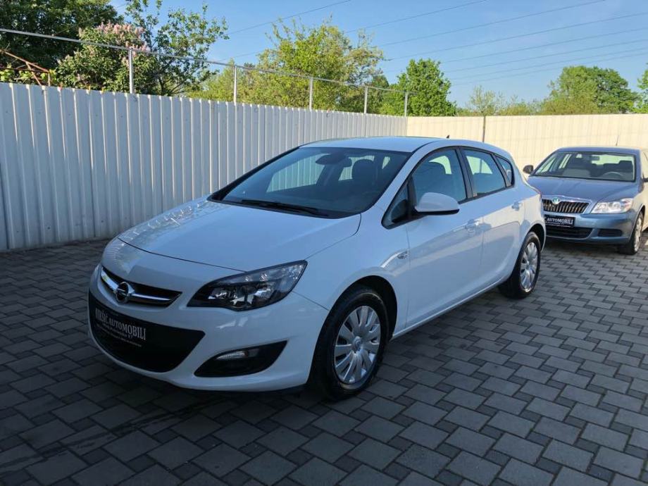 Opel Astra 1.7 cdti NAVIGACIJA, SERVISNA KNJIGA!