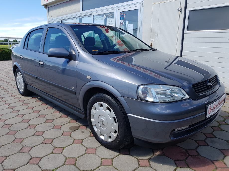 Opel astra 2006 год