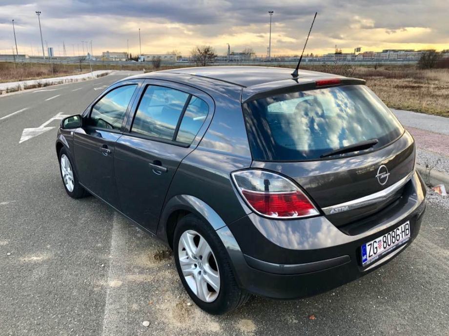 999 md opel astra