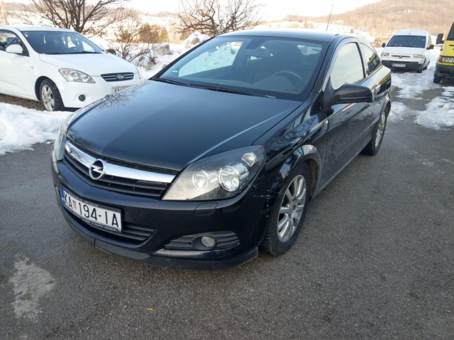 Opel astra gtc 2006