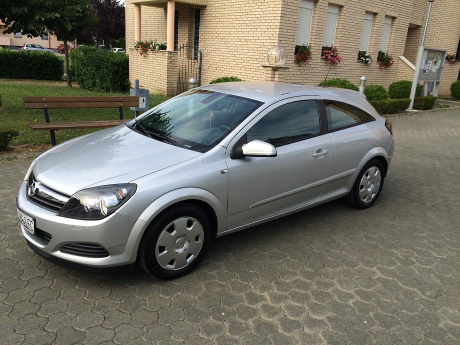 Opel astra gtc 2006