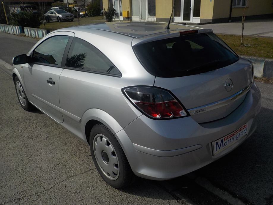 Opel astra gtc 2006