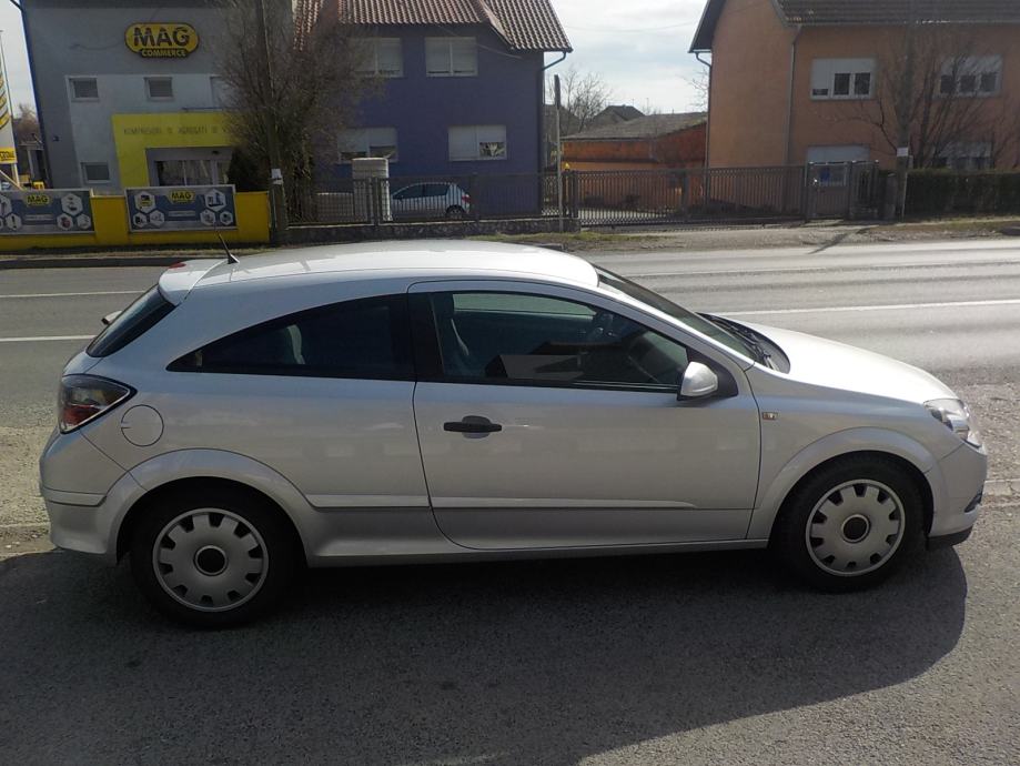 Opel astra gtc 2006