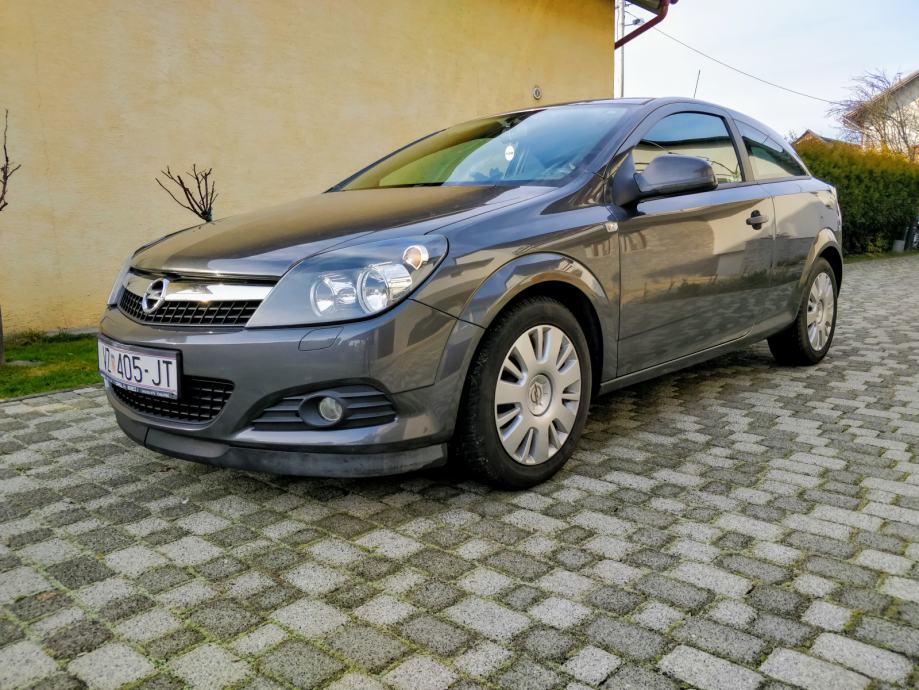 Essentia opel astra