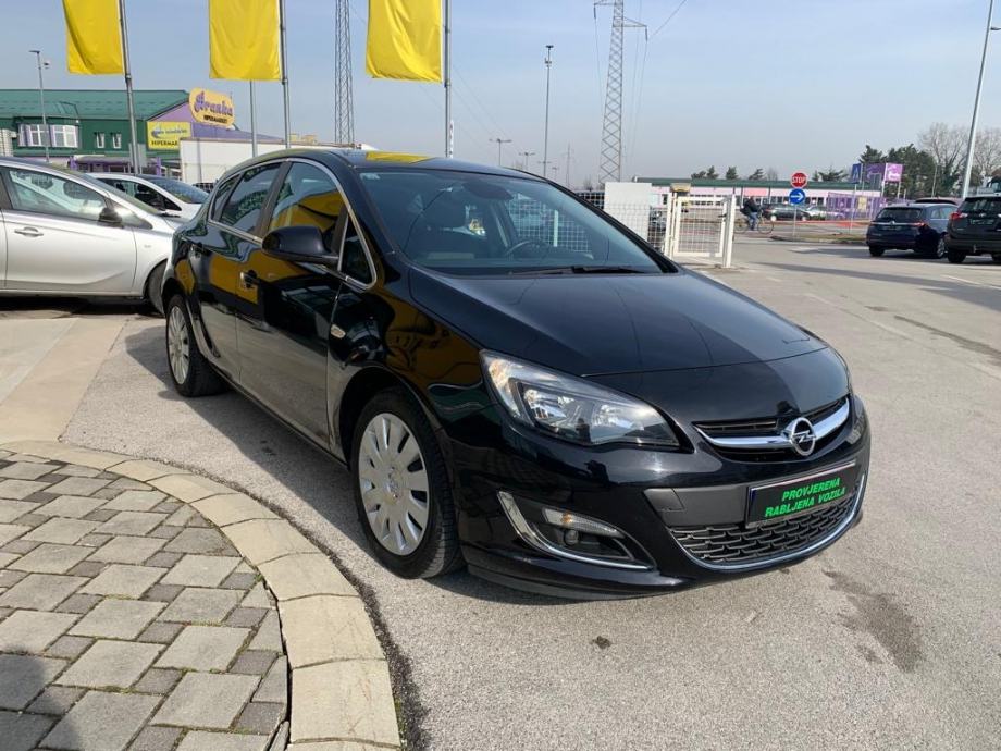 Opel astra j cosmo