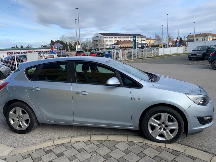 Opel astra enjoy