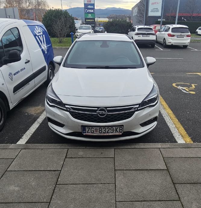 Opel Astra Karavan Cdti Automatik God