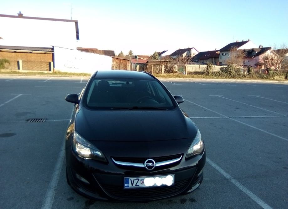 Opel Astra Karavan Cdti Sport Tourer Navi God