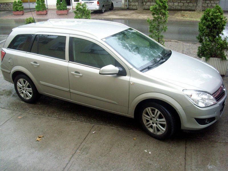 Opel astra caravan 2007