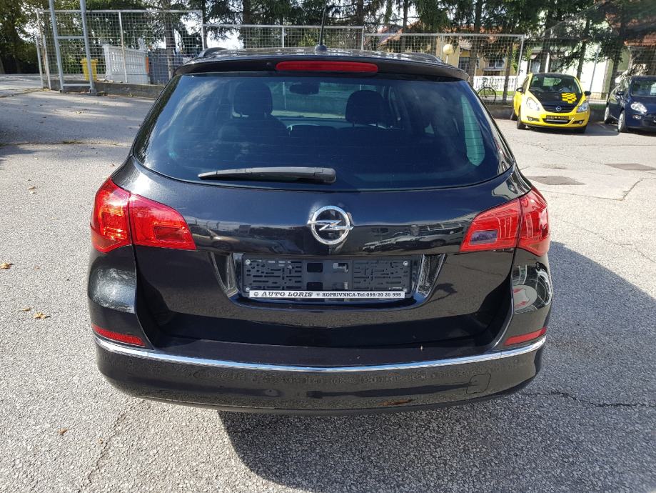 Opel Astra J Cdti Karavan God Tkm Servisna Jamstvo God