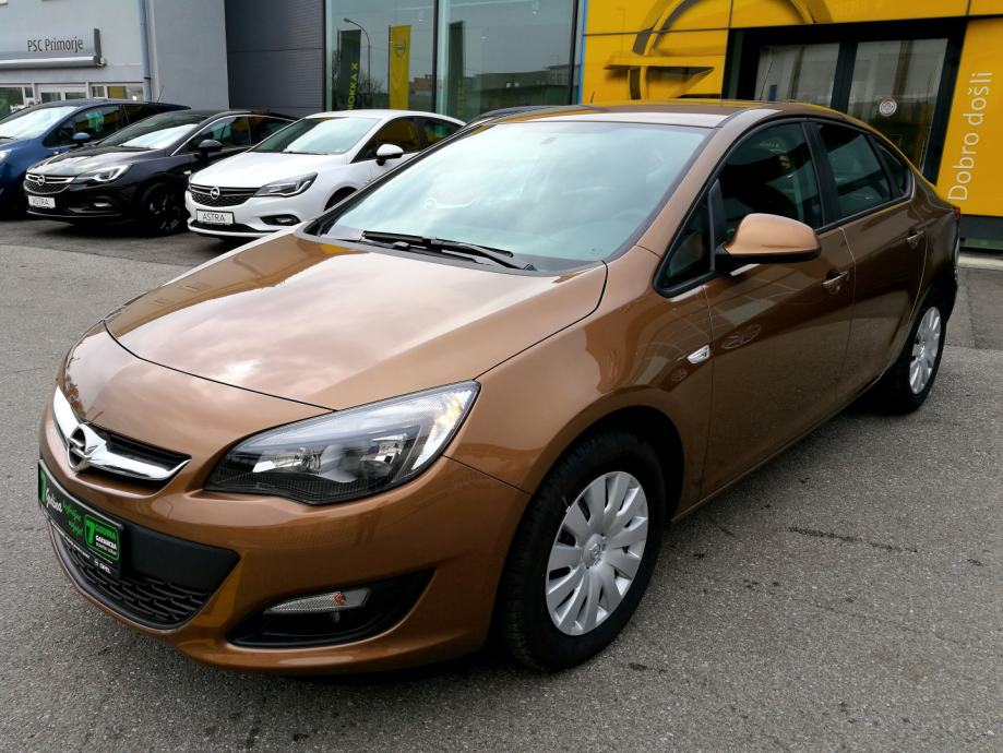 Opel astra enjoy