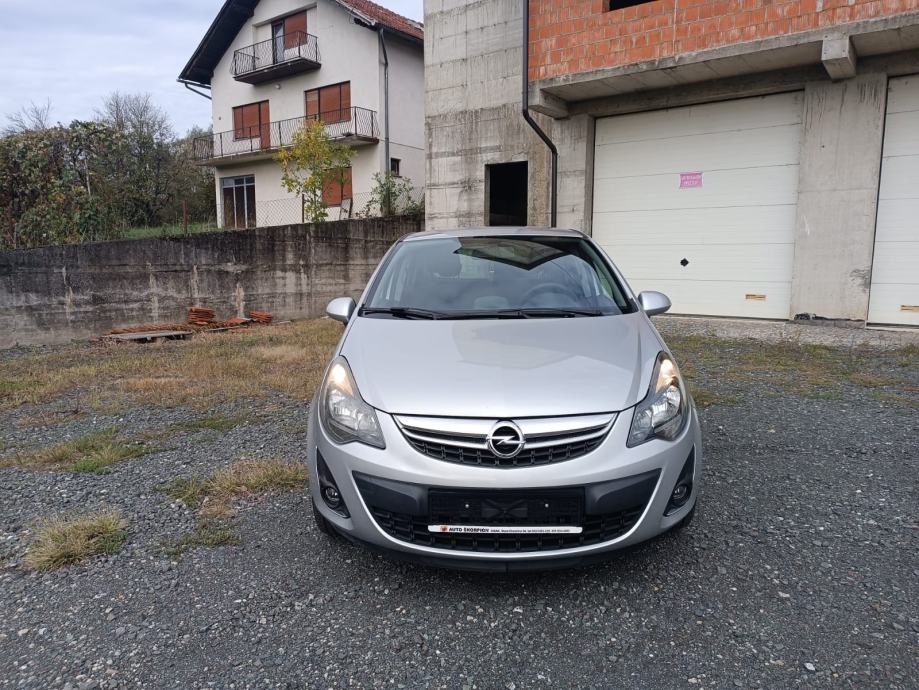 Opel Corsa 1,2 16V LPG