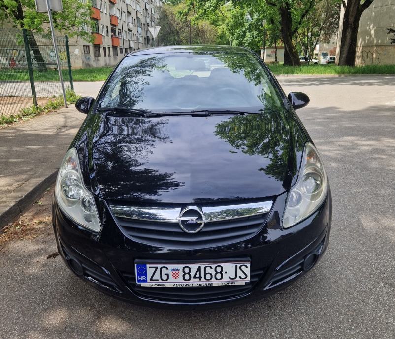 OPEL CORSA 1.2 PRVI VLASNIK REGISTRIRAN DO 31.3.2025 SERVISNA KNJIŽICA