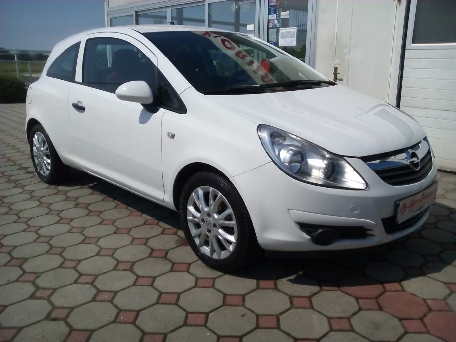 Opel corsa 2009 года