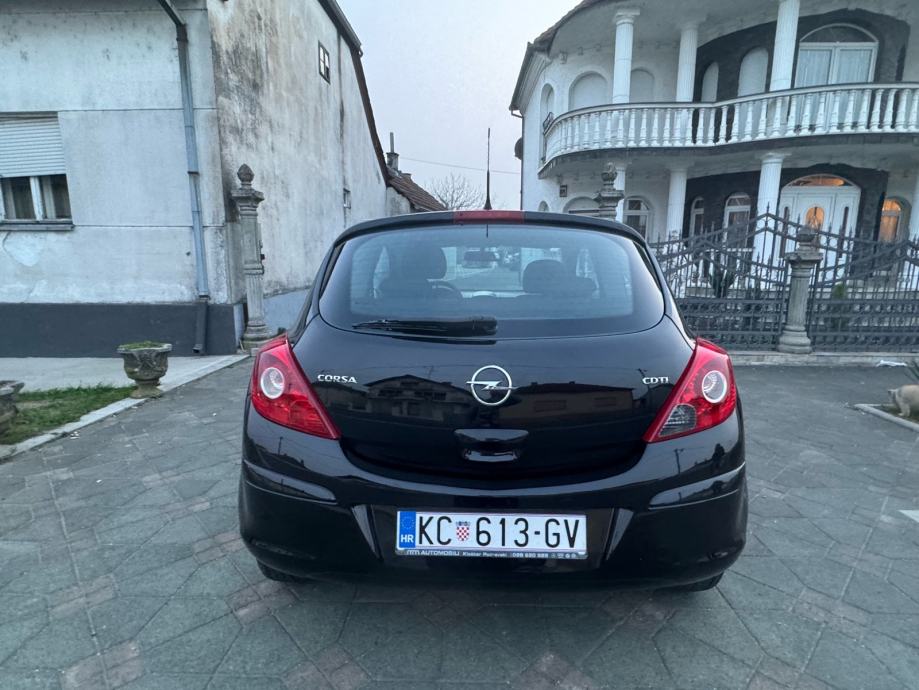 Opel Corsa 1,3 CDTI AUTO NOV KLIMA SERVO 200 tis km reg god dana