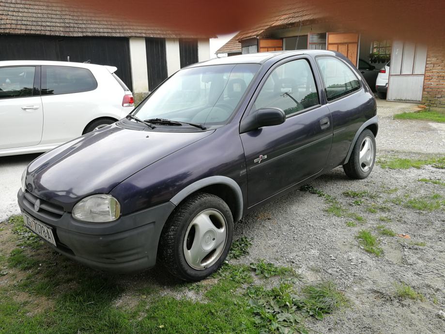 Opel corsa 1996