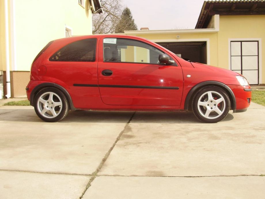 Opel corsa c 2004