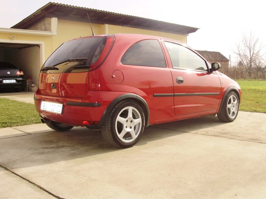 Opel corsa c 2004