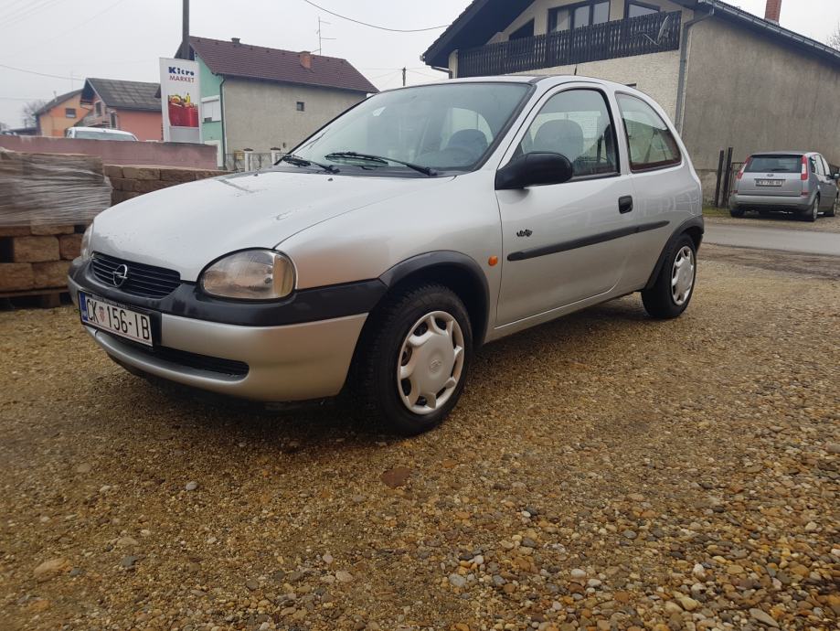 Opel Corsa Swing 1,4 i*NA NOVO REGISTRIRAN*CIJENA 950 EURA NIJE FIXNA