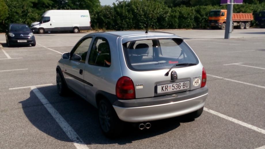 Opel Corsa Swing 1,4 i, prvi vlasnik