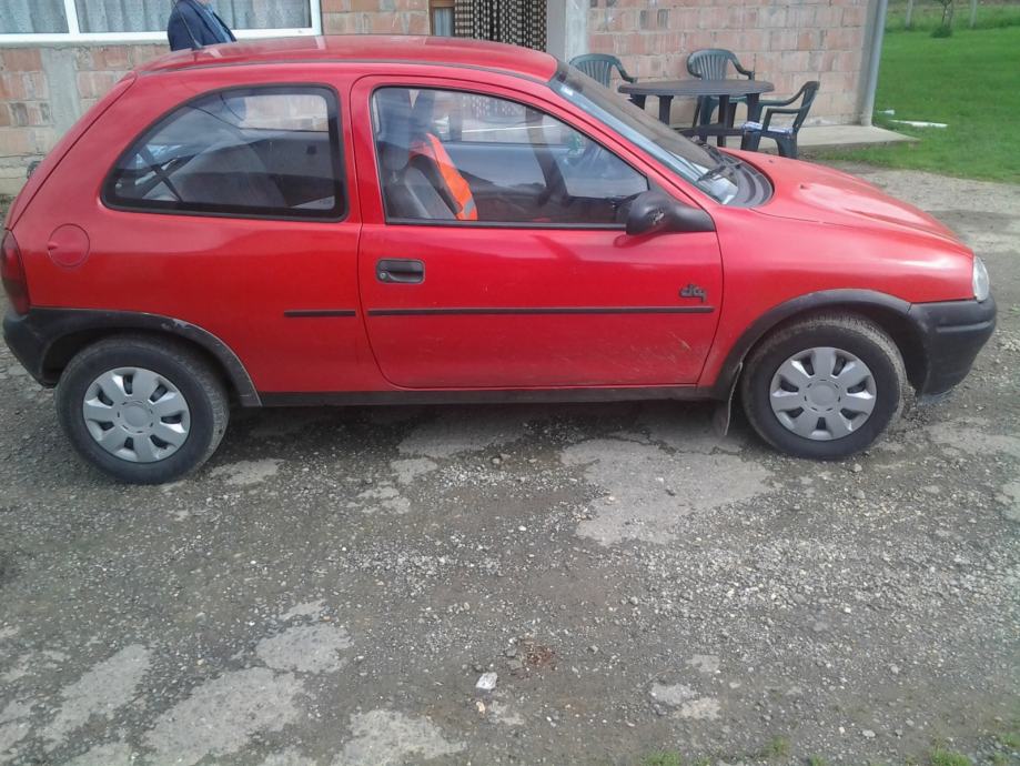 Opel corsa 1996