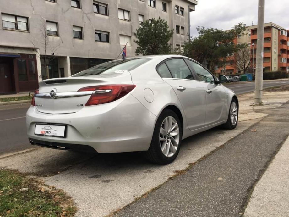 Opel insignia drive2