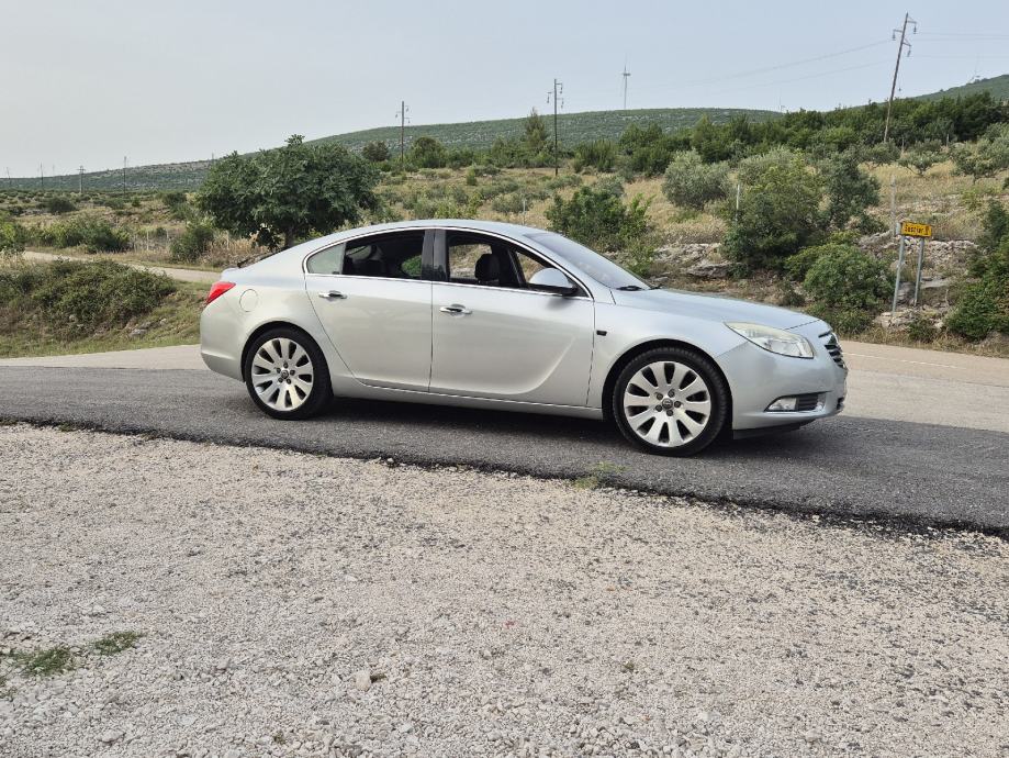 Opel Insignia 2,0 CDTI