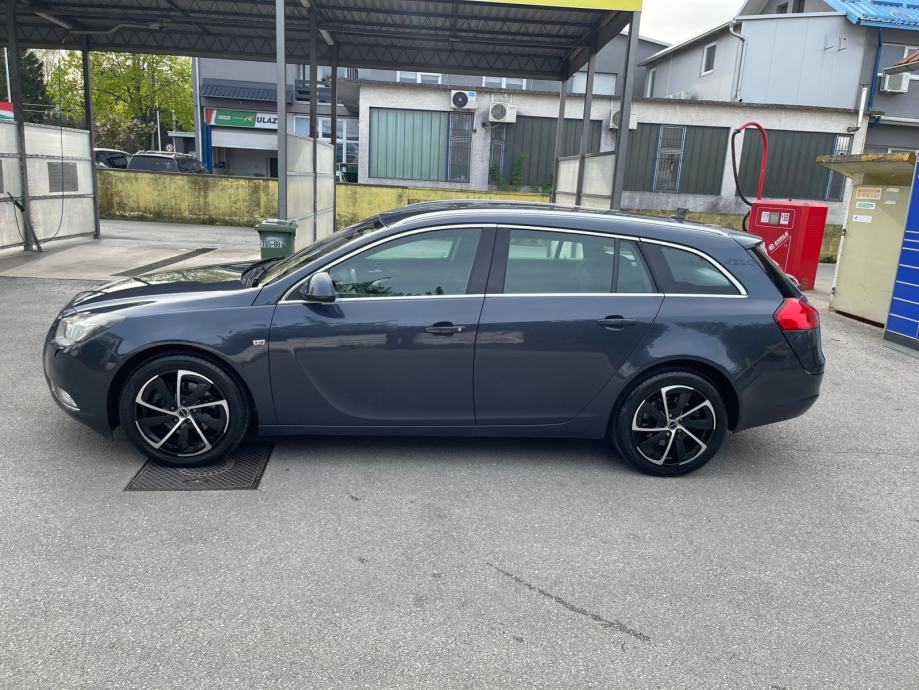 Opel Insignia Karavan Cdti Sport X Kw Hr Auto God