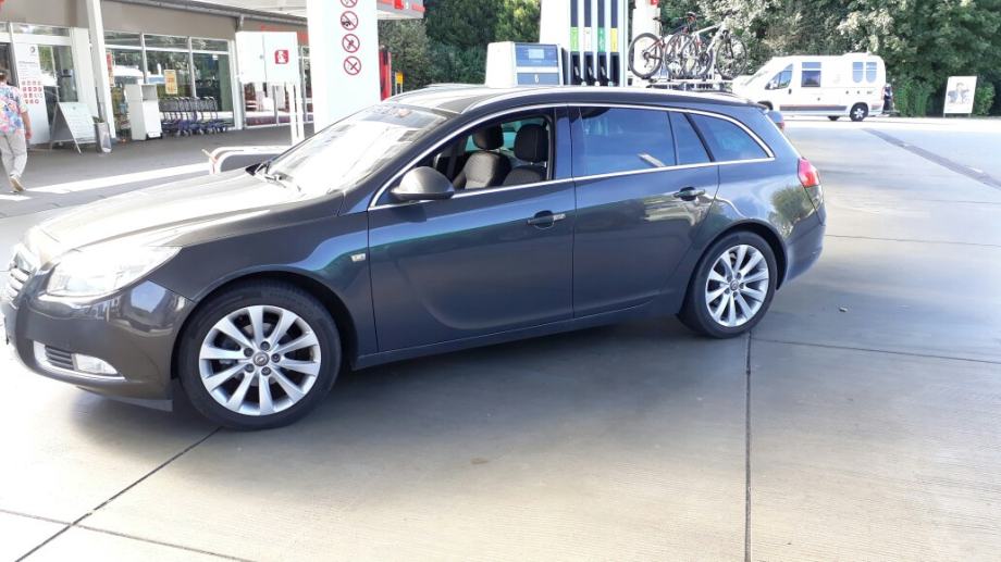 Opel insignia sw