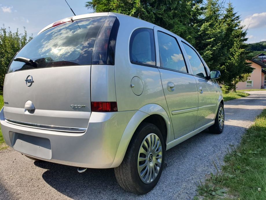 Опель meriva 2008