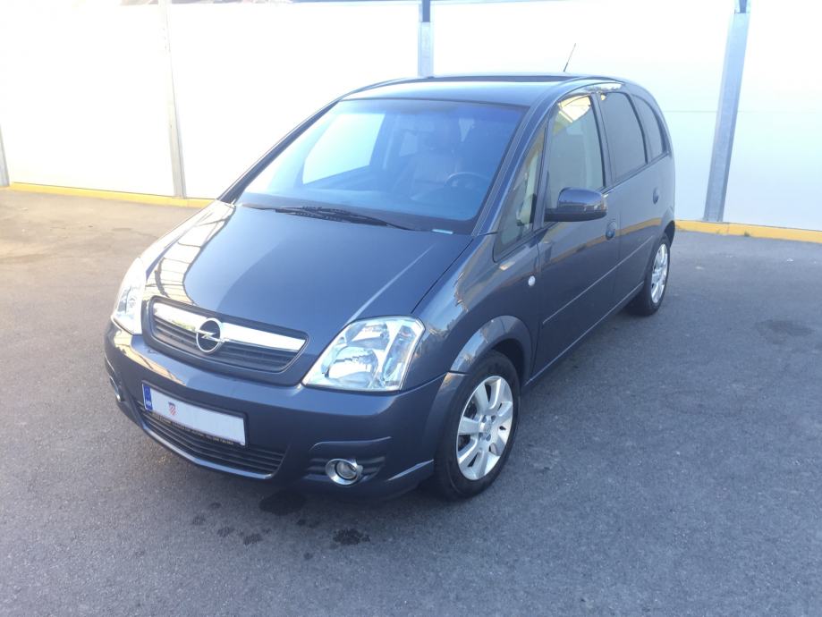 -- Opel Meriva 1.3 CDTI **Full oprema** -- Reg 12/18 --