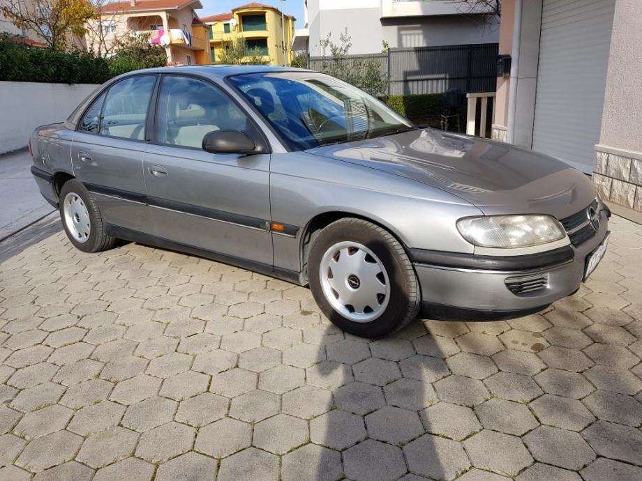 Opel omega 1995