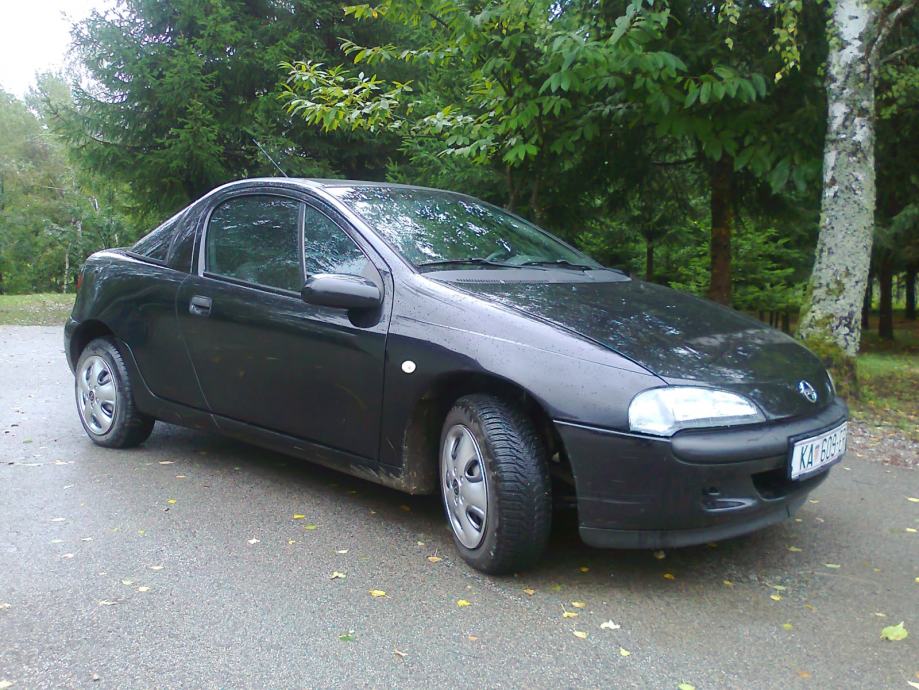 Opel tigra 1996