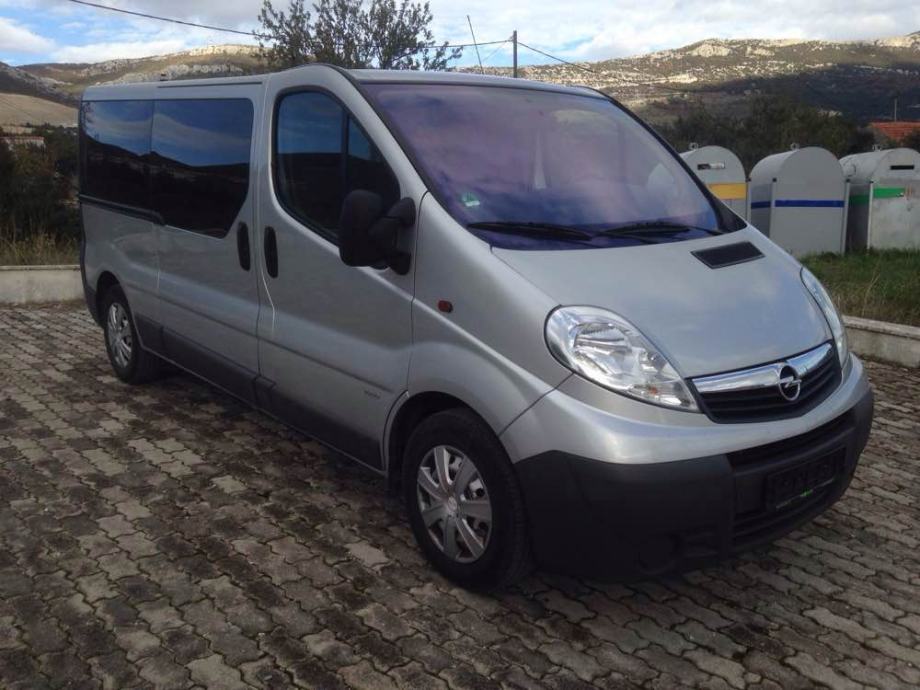 Opel vivaro 2009