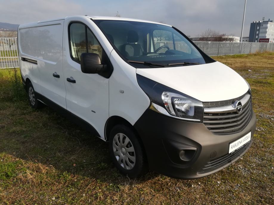 Opel vivaro 2015