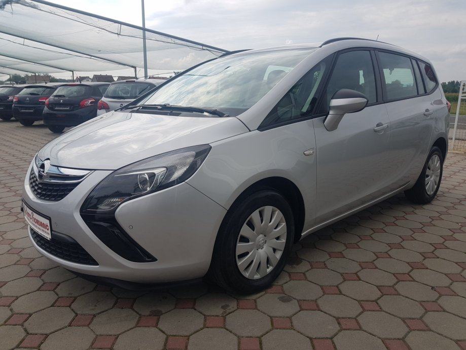 Opel zafira 2015