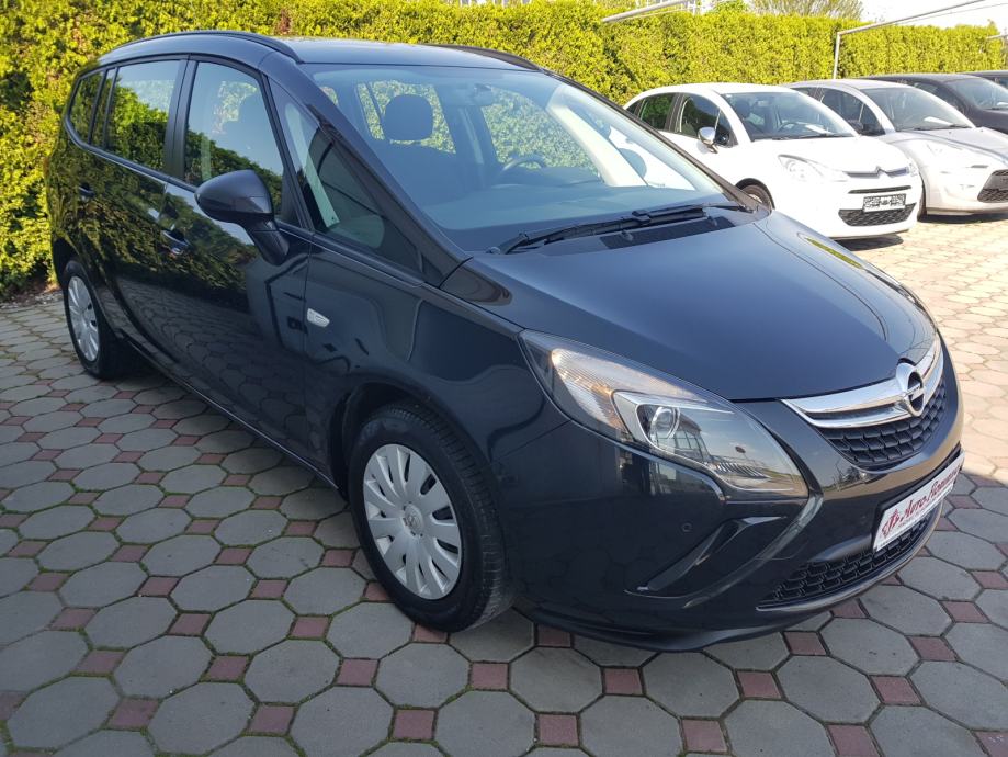 Opel zafira 2015