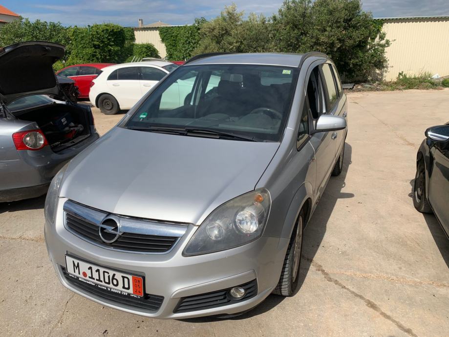 Opel Zafira 2,2