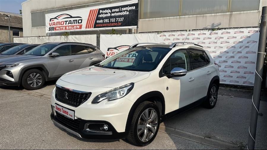 Peugeot 2008 1,2 PureTech 110Ks, Crossvay, Panorama, Kamera, Servisna.