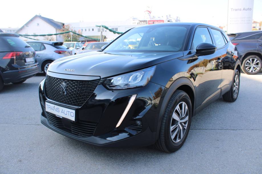 Peugeot 2008 1.2 Puretech *NAVIGACIJA*