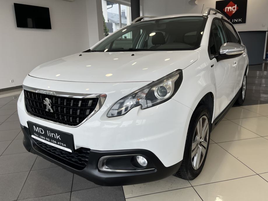 Peugeot 2008 1,2 PureTech Style